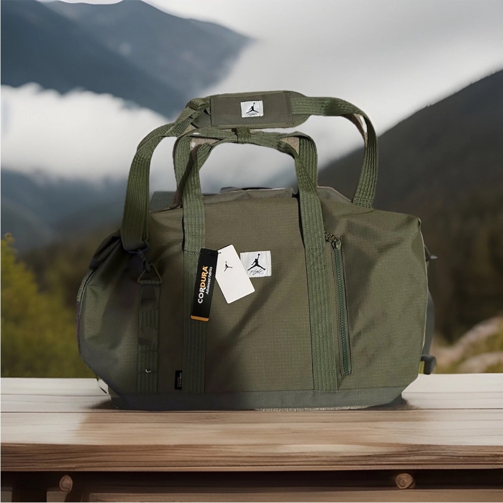 Nike Jordan Jam Flight Cordura Duffle Bag Sage Green Gym Bag MA0798 EF9 NWT - Picture 11 of 14